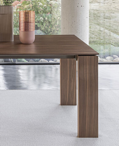 dettaglio tavolo allungabile legno atlante